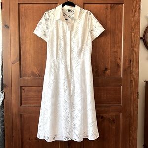 Ann Taylor 10T white button dress lace detail
